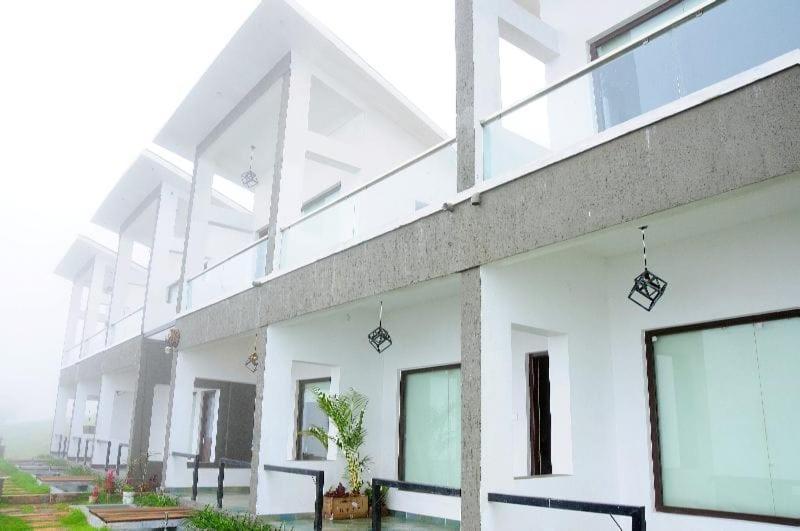 Mountain Trails Resort Ooty Extérieur photo